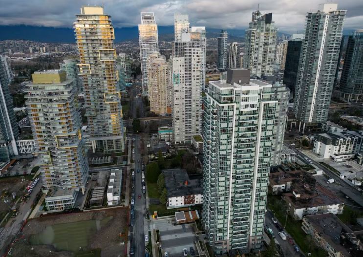 Ford government looks to pause affordable housing rules for developments near major transit stations