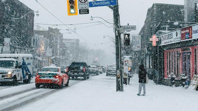 An ‘icy winter storm’ in Ontario will bring freezing rain, ice and up to 25 cm of snow An ‘icy winter storm’ in Ontario will bring freezing rain, ice and up to 25 cm of snow